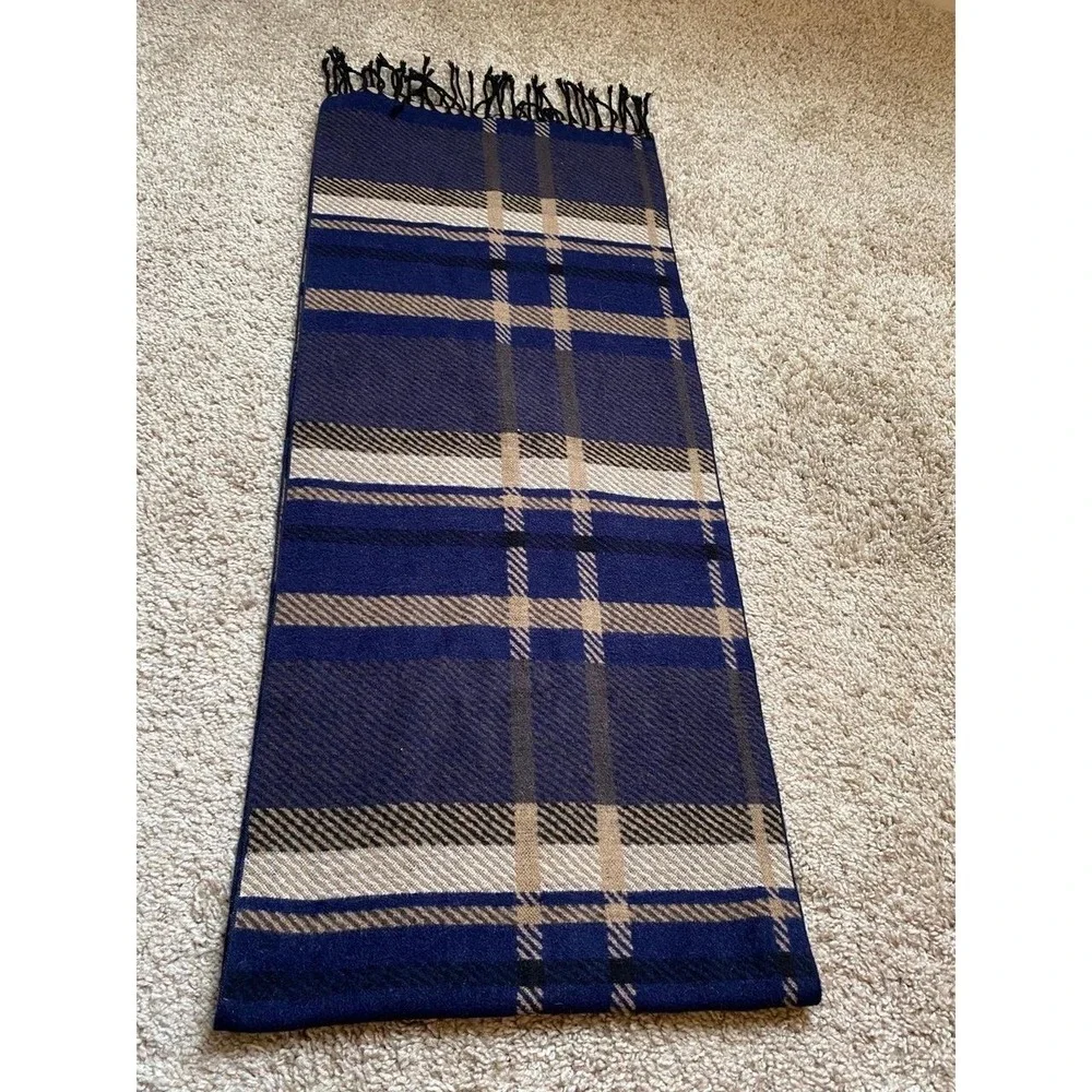 Club Room 100% Silk Scarf Navy Tartan Plaid Preppy Quiet Luxury Unisex